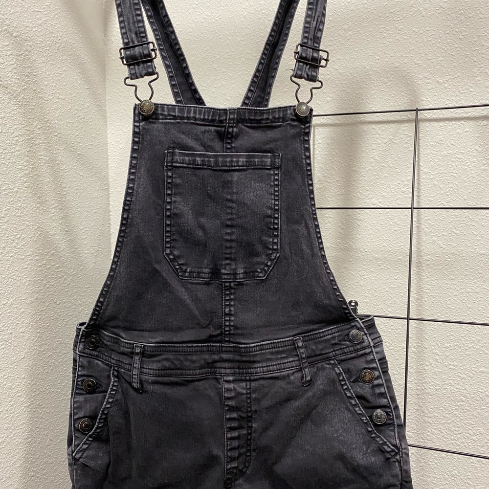 Overalls - Picture 3 of 5